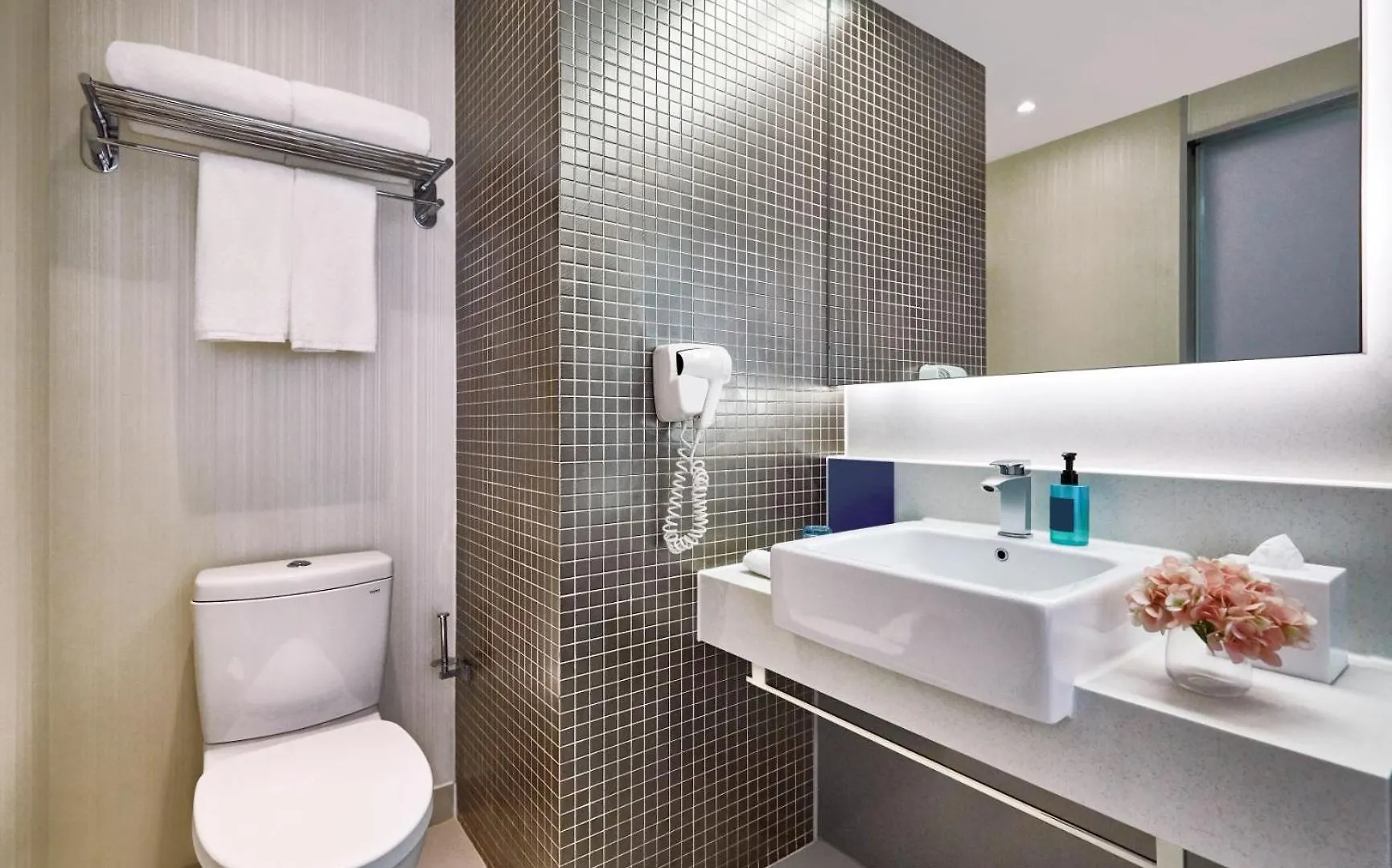 Vega Suites Hong Kong 3*,
